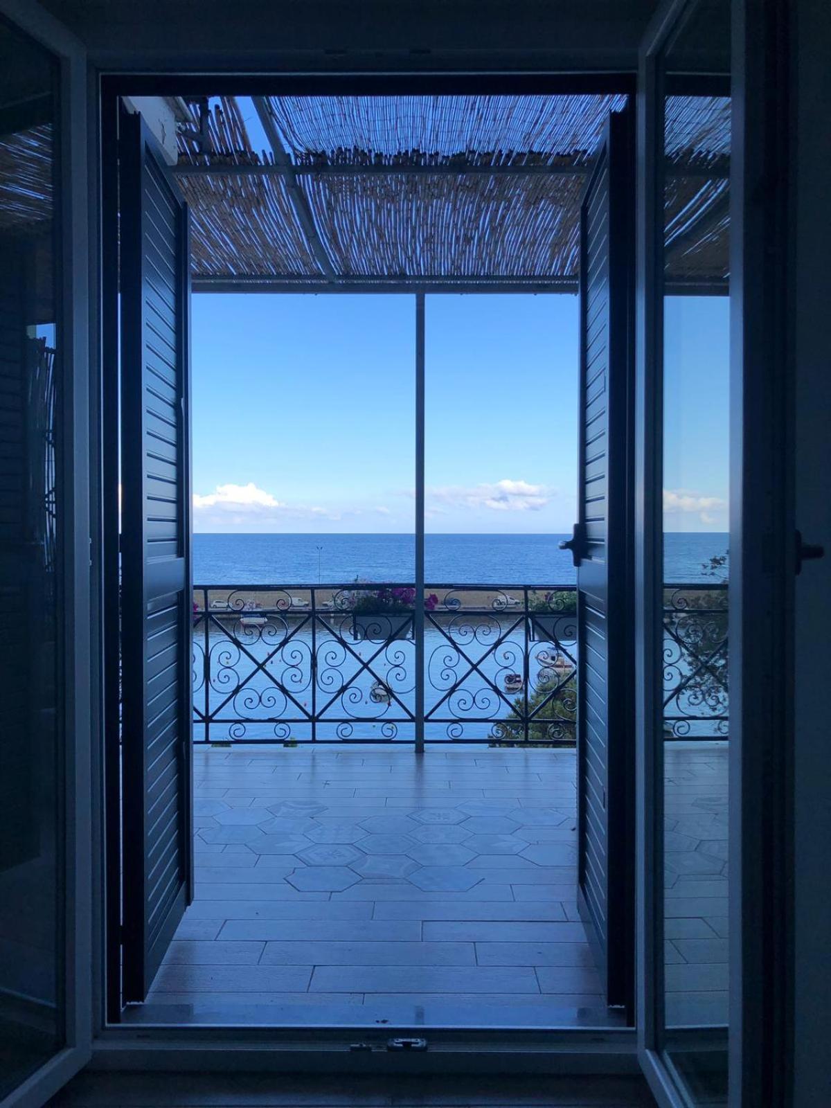 Quasi In Porto Rooms 卡斯特拉巴特 外观 照片